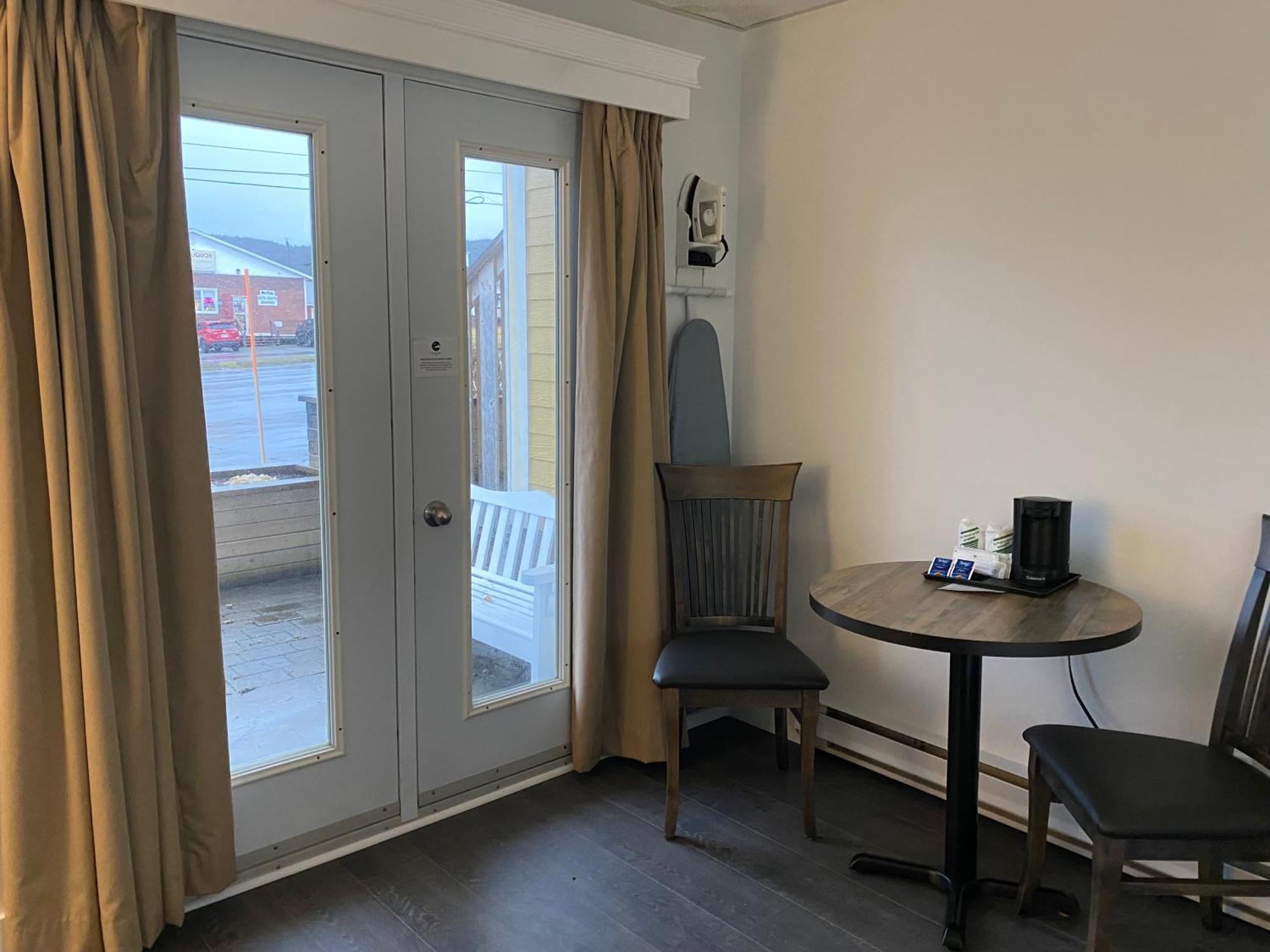 Ocean View Hotel Rocky Harbour Ngoại thất bức ảnh